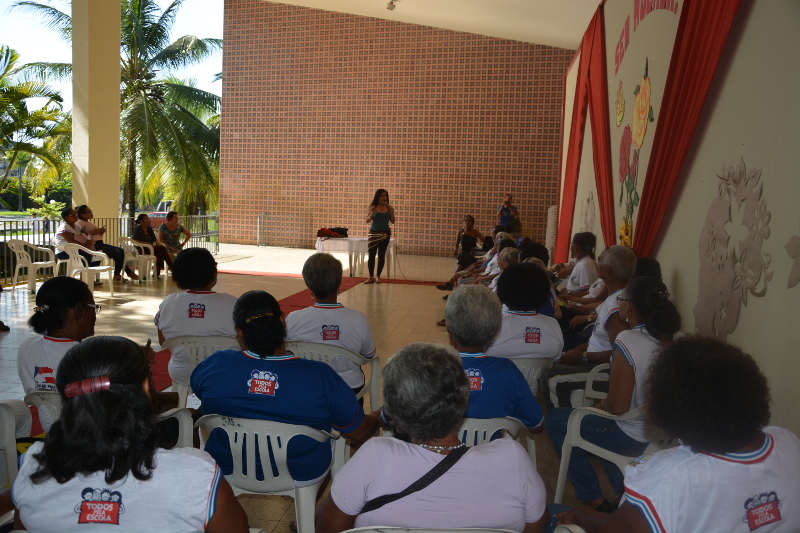 2017-03 OFICINA DANÇA IDOSOS